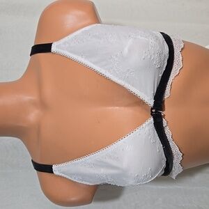 Victoria's Secret Black & White Lace Bralette sz X-Large